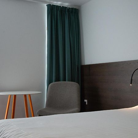 Sunley Hotel Northampton Bagian luar foto