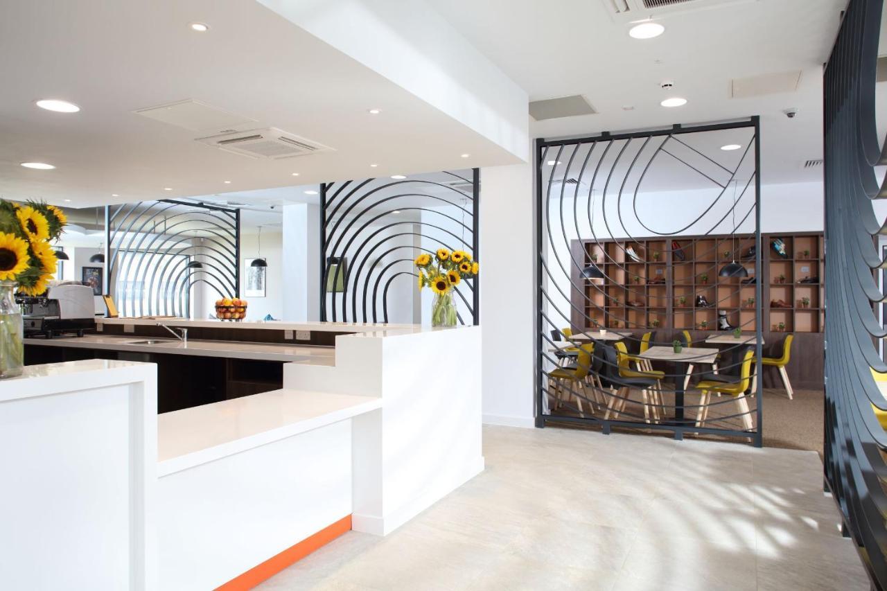 Sunley Hotel Northampton Bagian luar foto
