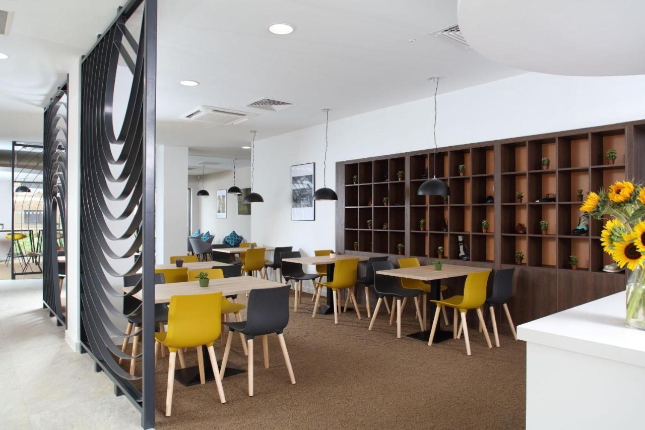 Sunley Hotel Northampton Bagian luar foto